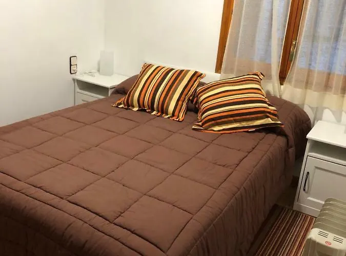 Casa Serraller 埃斯特里-德阿内乌